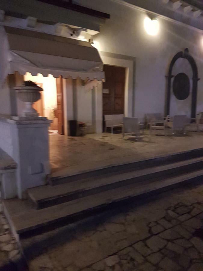 La Tenuta Di Bacco Hotel Colleferro Exterior foto
